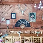 Beautiful Home In Kamianna With Wifi